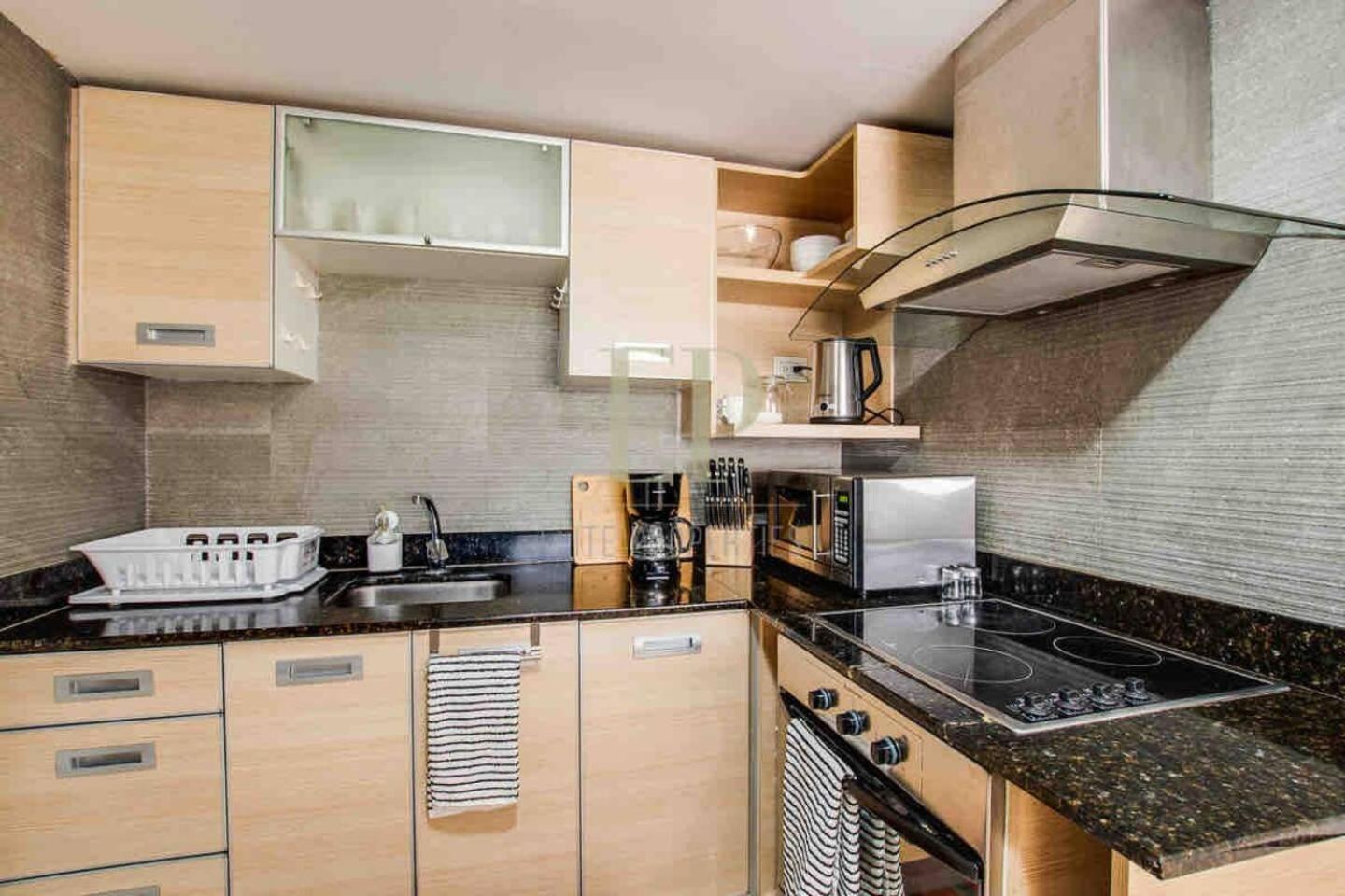 Cr Mariposa Rentals Comfortable Penthouse, Ac, Pool, Gym, Tennis Santa Ana  Eksteriør bilde